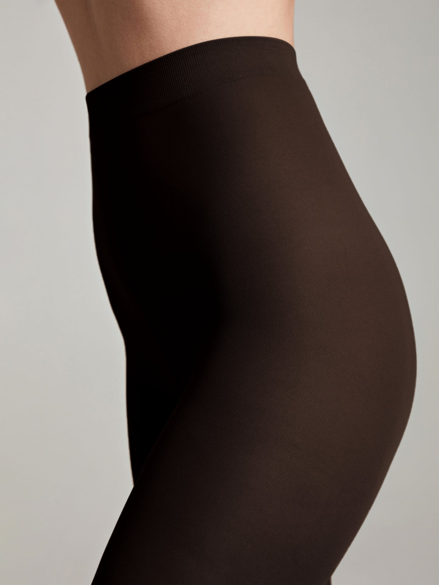 Blickdichte Damenstrumpfhose mit Microfibra - Elegant Episode - Luzy